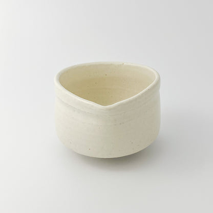 Matcha Bowl With Spout (White)